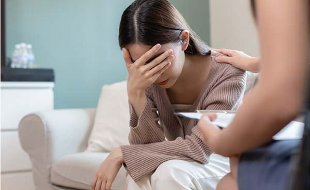 Psychiatric Treatment Laparoscopic Surgery N B Hospital Dr, Kasa Somasekhar Ballari