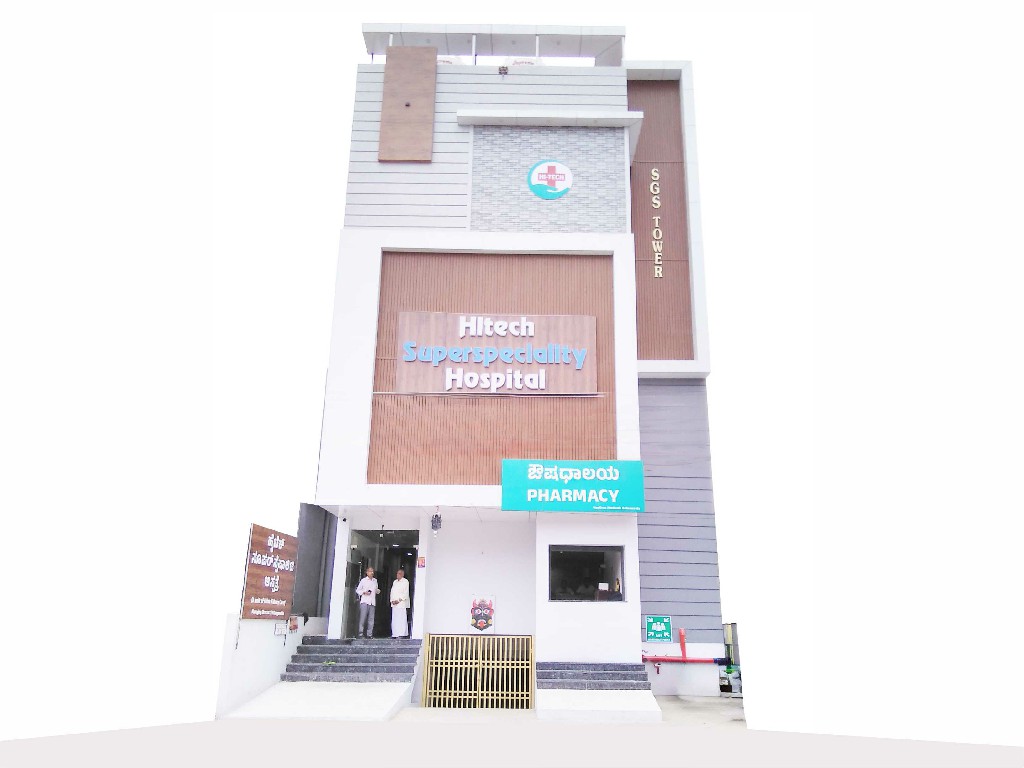 Hitech Superspeciality Hospital Dr. Ravi Ranganatha anushka hospital bellary
